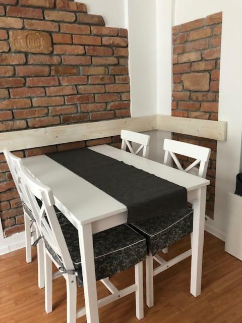 O&B Apartman Budapest Esterno foto