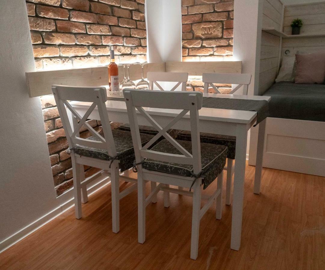 O&B Apartman Budapest Esterno foto